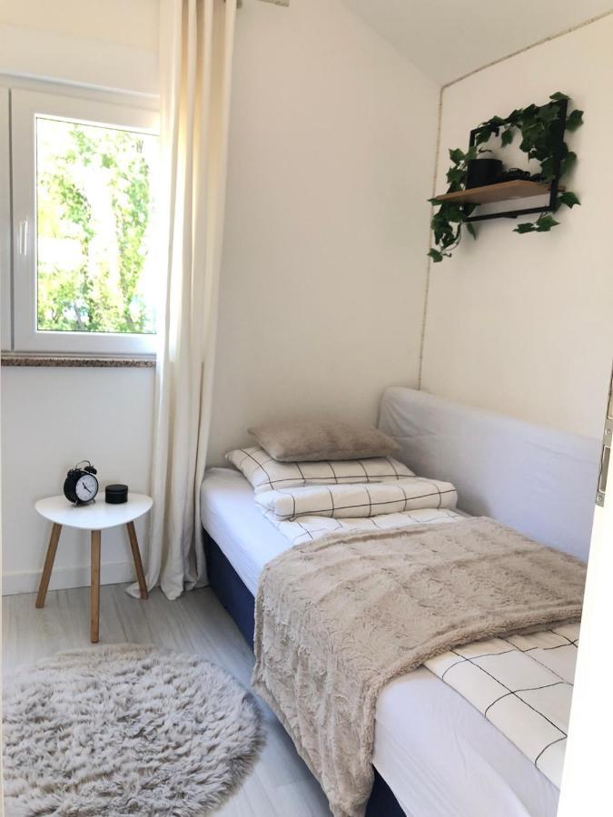 פורץ Villa Hedonia מראה חיצוני תמונה